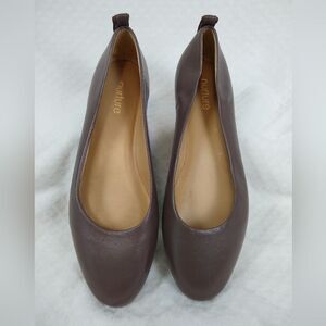 Nurture Vasa Women's Leather Ballet Flat NWOT  size 8 1/2 M Taupe Brown